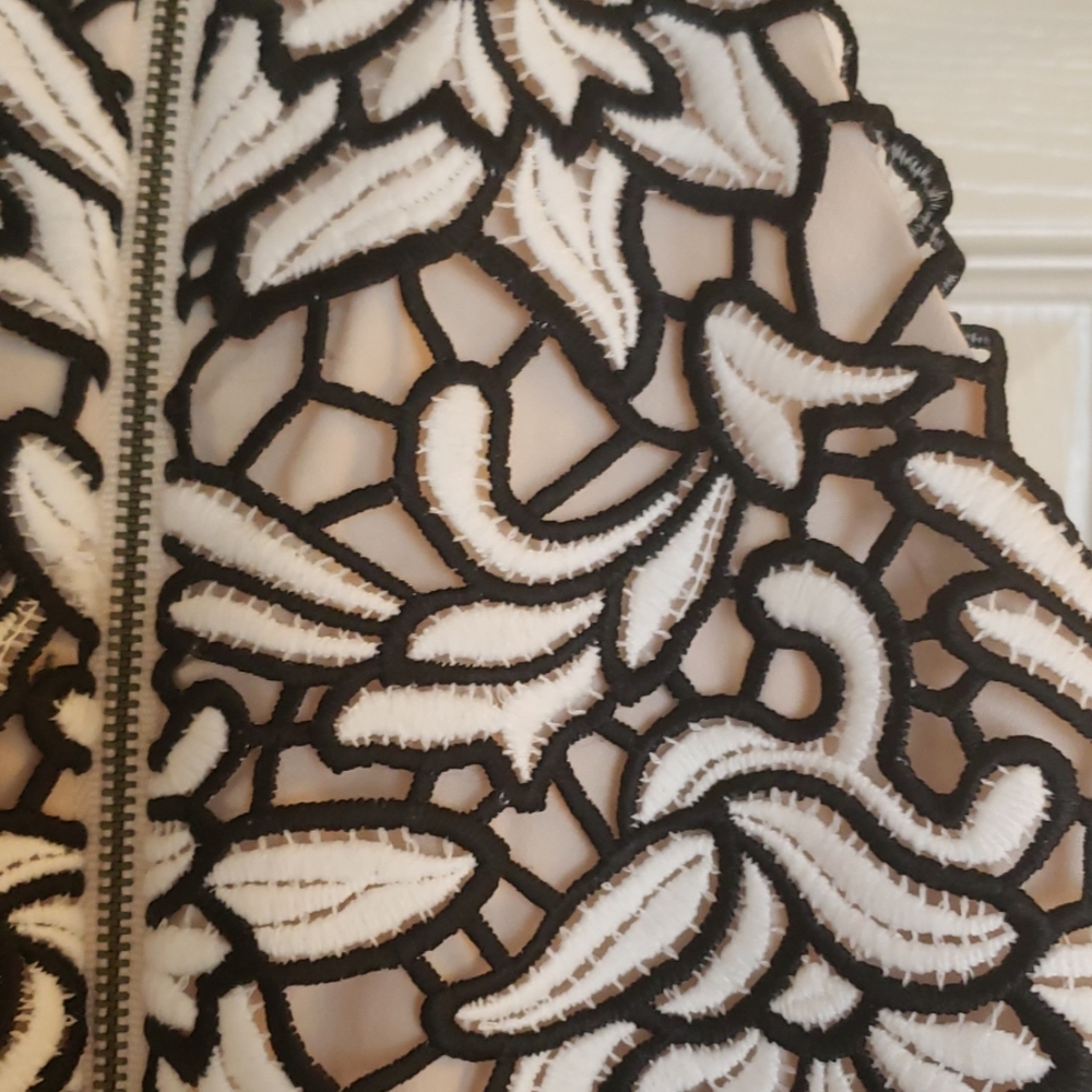 Dress - Picture 3 of 5